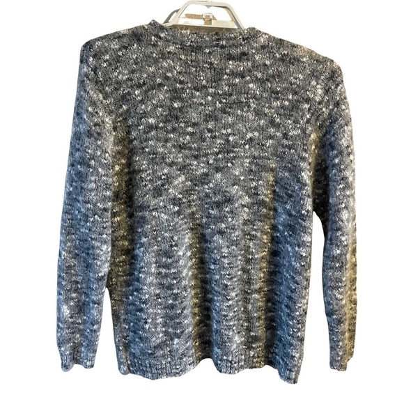 Alfred Dunner women’s mohair gray and white pearl buttons cardigan size small - Picture 2 of 9